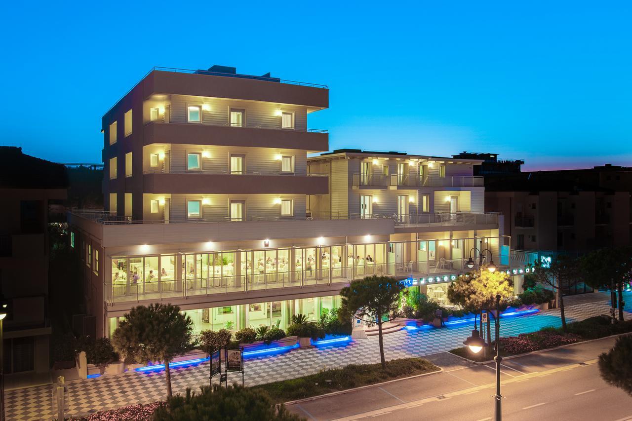 Hotel Nettuno Cesenatico Ngoại thất bức ảnh